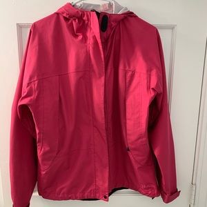L.L.Bean women’s S waterproof rain jacket pink